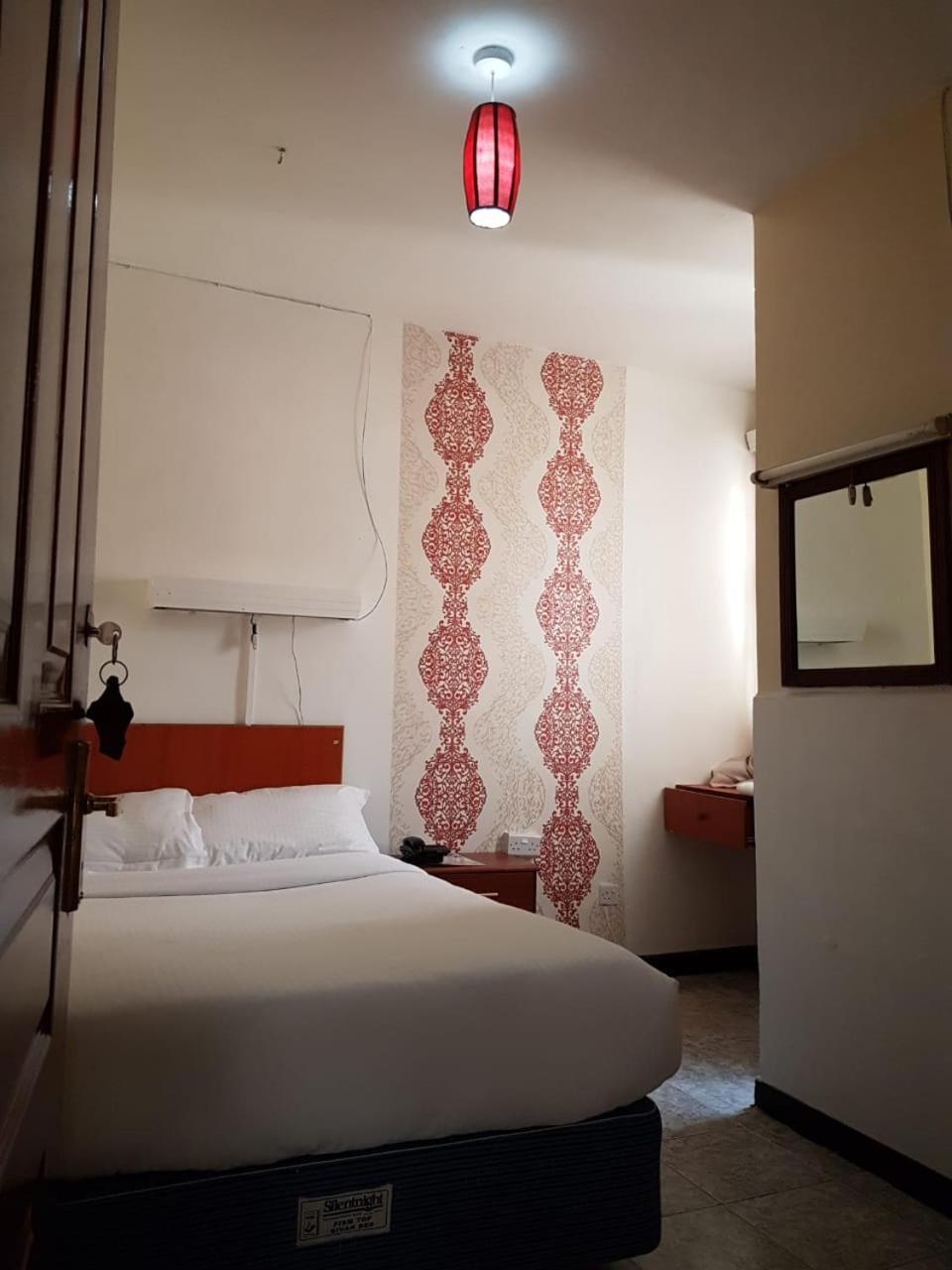 Hotel Embassy Nairobi Extérieur photo